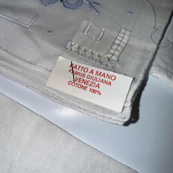 Lot of 4 Embroidered Hankies 1 Blue Butterfly Fatto A Mano Venezia Cotton Yellow - Picture 6 of 6